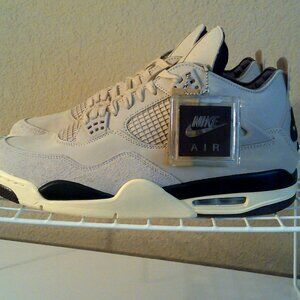 AIR JORDAN 4 RETRO "A Ma Maniere" WOMENS FOSSIL STONE SHOE SIZE 13.5 FZ4810-200